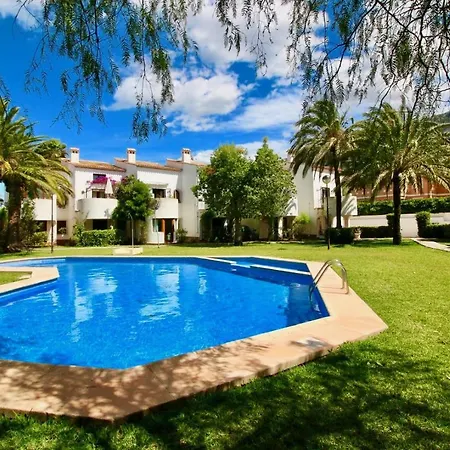 Urbanizacion Las Palmeras Denia